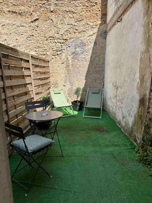 Vaste Appartement Renove - Centre Ville 布雷斯地区布尔格 外观 照片