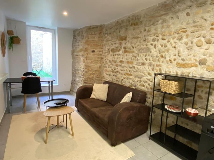 Vaste Appartement Renove - Centre Ville 布雷斯地区布尔格 外观 照片